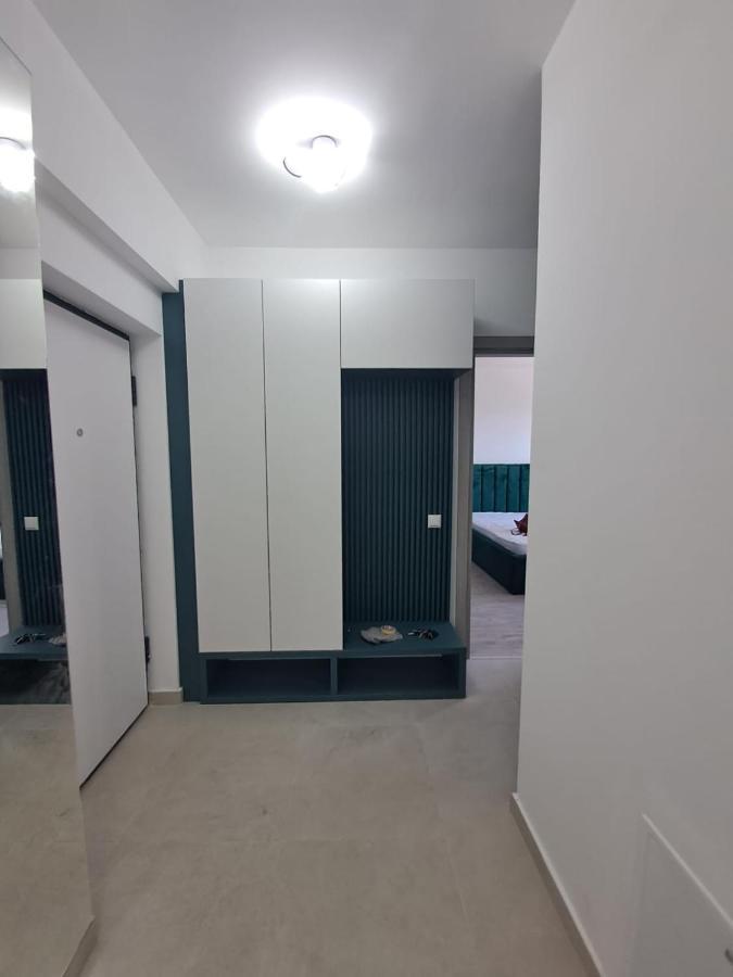 Happy Rental Apartments 2 Craiova Exterior foto