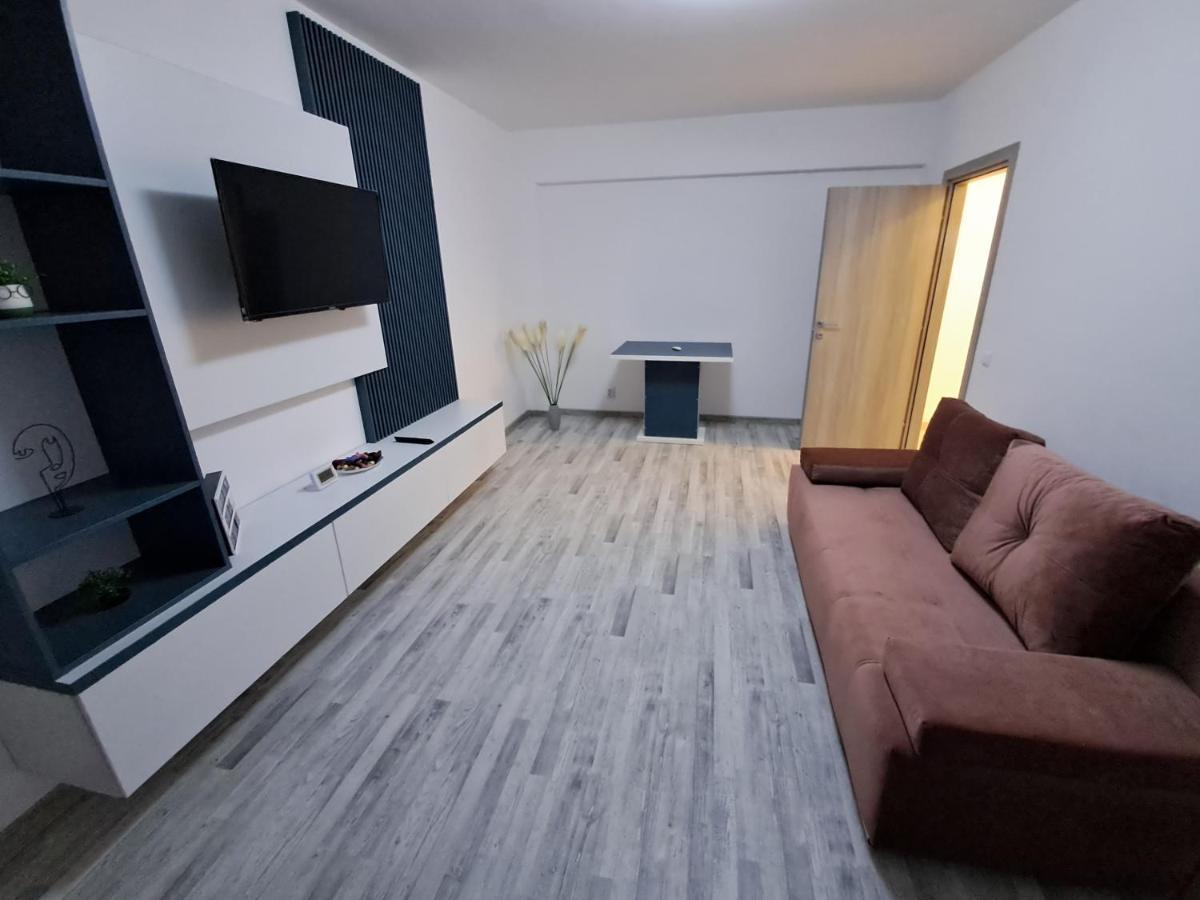 Happy Rental Apartments 2 Craiova Exterior foto